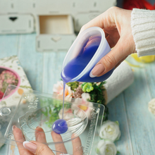 Load image into Gallery viewer, SILICONE MEASURING CUP - Shapem