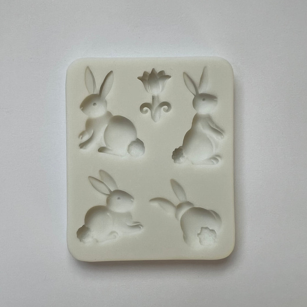 BUNNIES MOLD