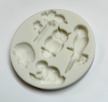 Load image into Gallery viewer, FOREST ANIMALS MOLD - Owl, Hedgehog, Sloth, Parrot