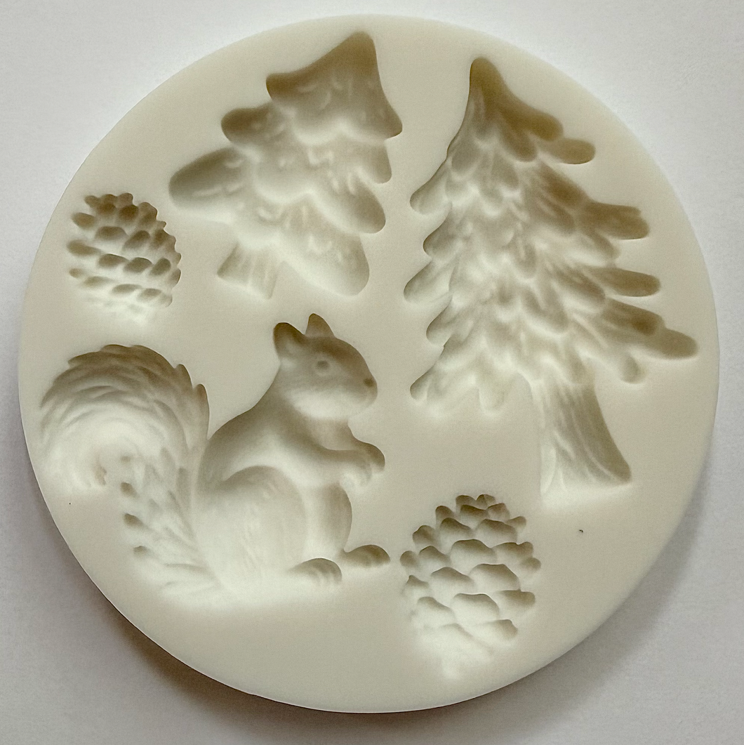 SQUIRREL & FOREST MOLD