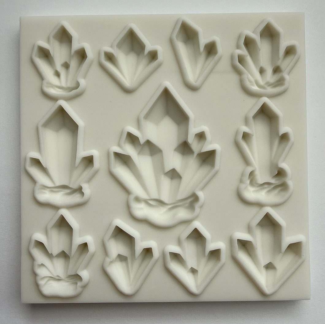 CRYSTALS MOLD