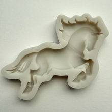 Load image into Gallery viewer, JUMPING HORSE MOLD #2