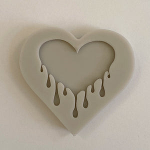 MELTING HEART MOLD