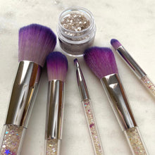 Load image into Gallery viewer, DUSTING BRUSH SET (5 PCS) - BRUSHES FOR LUSTER DUST, EDIBLE GLITTER, PEARL DUST