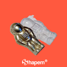 Load image into Gallery viewer, ASTRONAUT PLASTIC MOLD #2