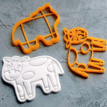 Load image into Gallery viewer, COW COOKIE CUTTER