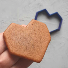 Load image into Gallery viewer, PIXEL HEART COOKIE CUTTER