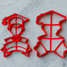 Load image into Gallery viewer, GRADUATE COOKIE CUTTER