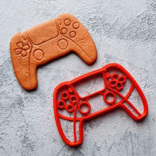 Load image into Gallery viewer, GAMEPAD COOKIE CUTTER