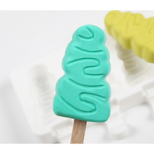 Load image into Gallery viewer, Christmas Tree Cakesicle Mold