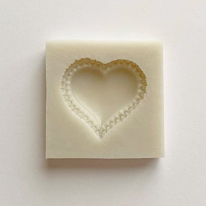 RUCHED HEART MOLD