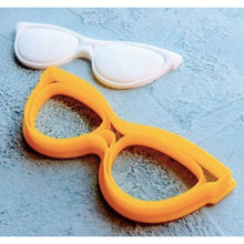 Load image into Gallery viewer, SUNGLASSES COOKIE CUTTER - Shapem