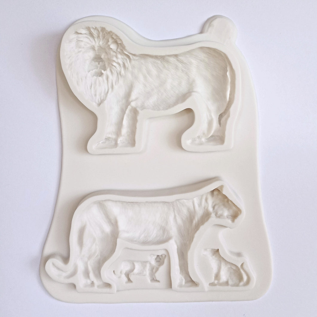 LION FAMILY MOLD