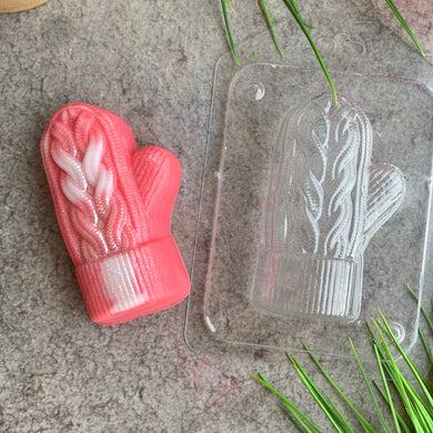KNITTED MITTEN MOLD