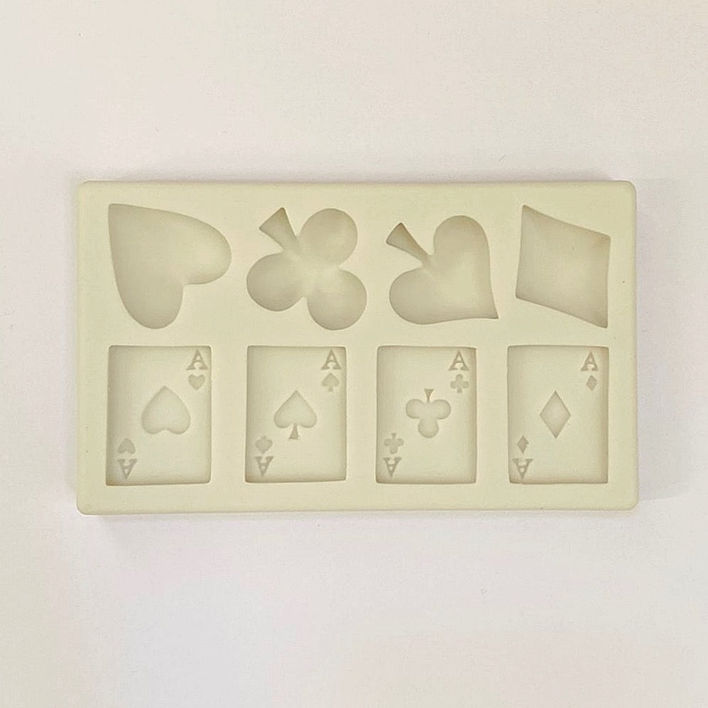 Wholesale DIY Playing Card Theme Pendants Silicone Molds